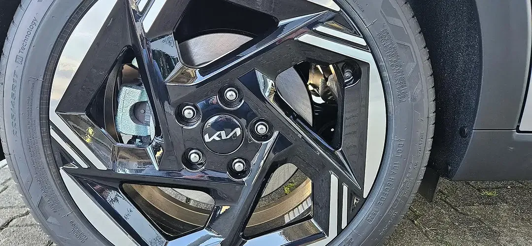 Kia K4 - Thumbnail 15