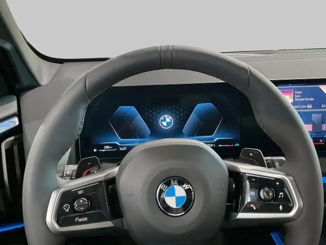 BMW X3 - Thumbnail 10
