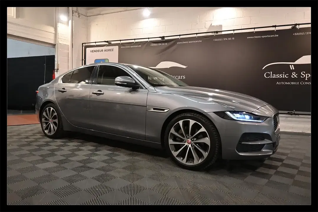 Jaguar XE 2.0 4x4 R-Dynamic S