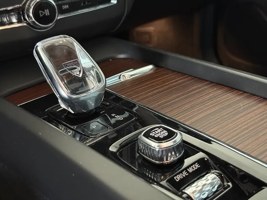 Volvo XC60 - Thumbnail 11