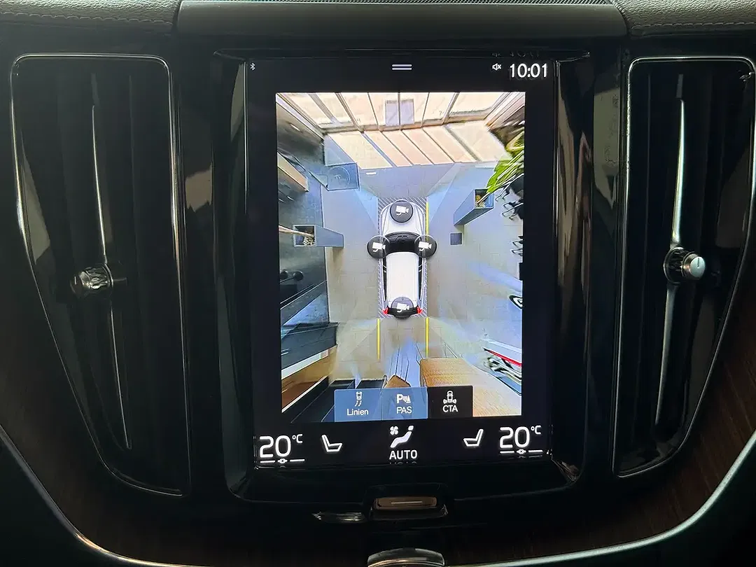 Volvo XC60 - Thumbnail 13