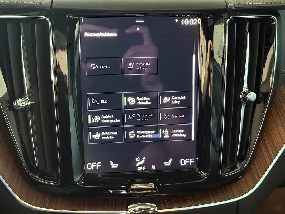 Volvo XC60 - Thumbnail 15