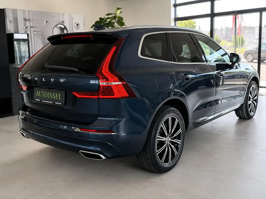 Volvo XC60 - Thumbnail 3