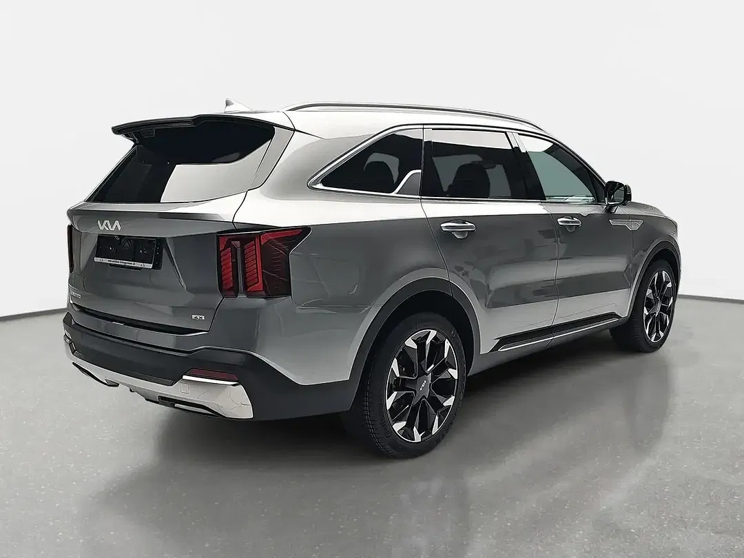 Kia Sorento - Thumbnail 3