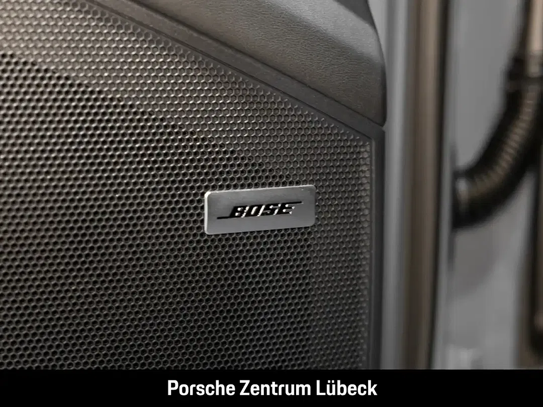 Porsche Cayenne - Thumbnail 14