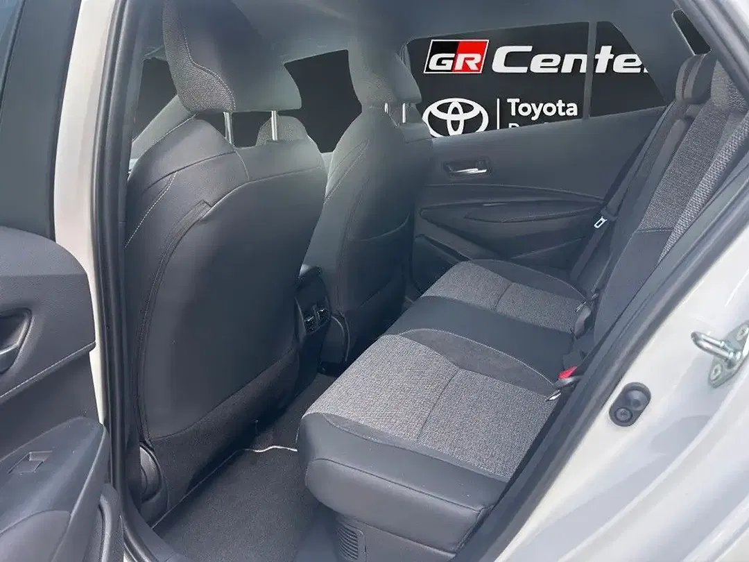 Toyota Corolla - Thumbnail 15