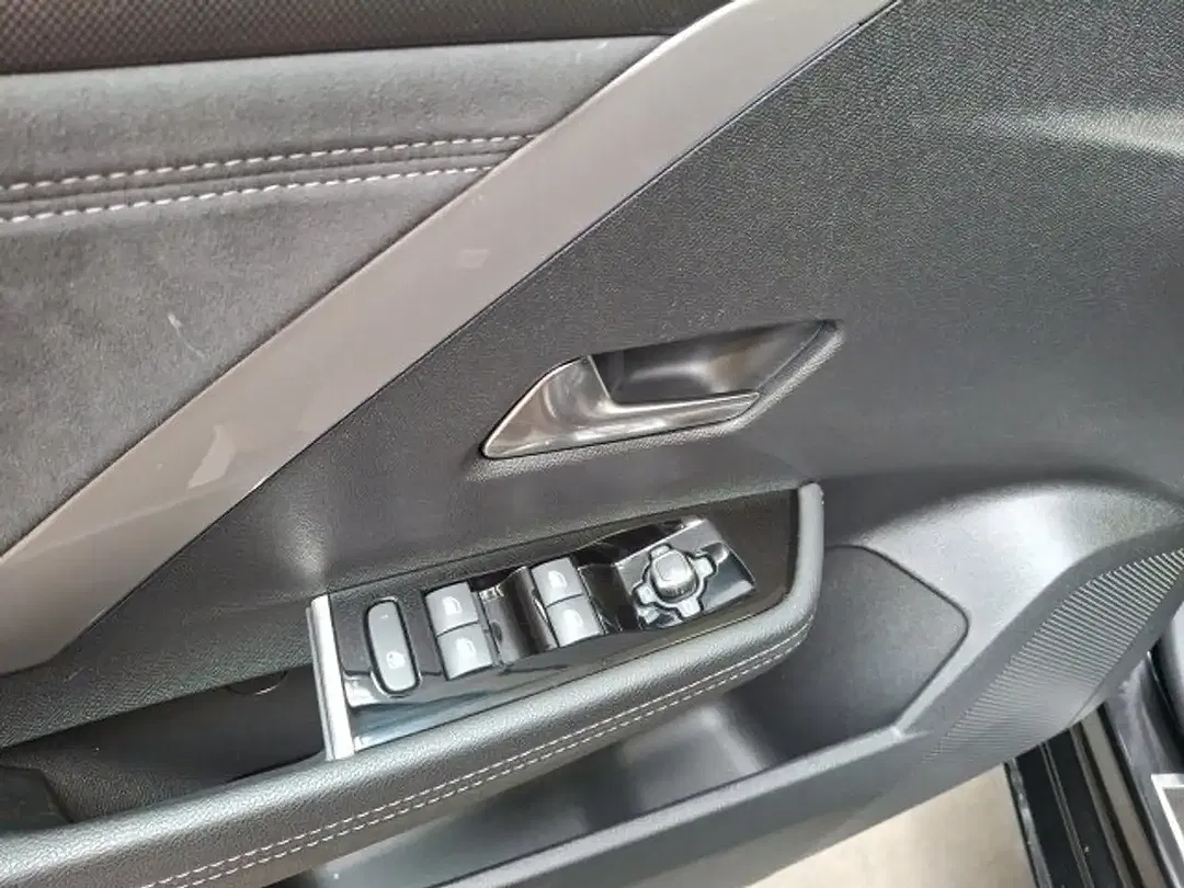 Opel Astra - Thumbnail 6