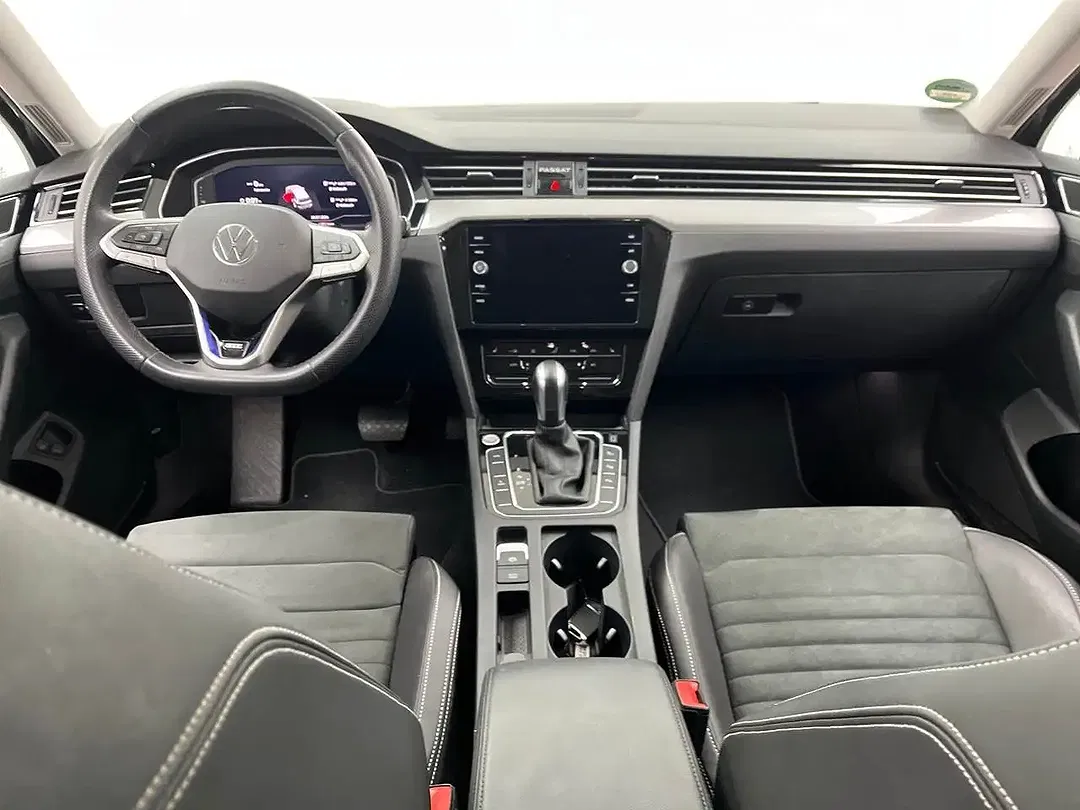 Volkswagen Passat Variant - Thumbnail 4