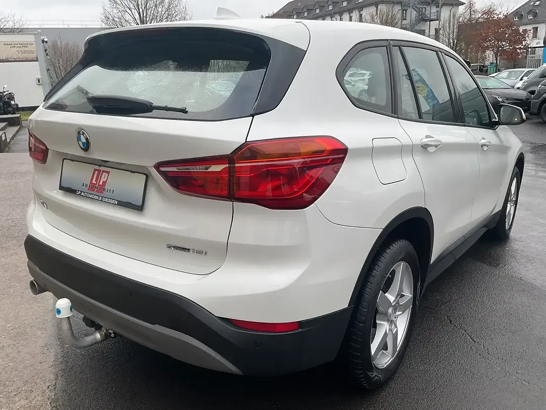 BMW X1 - Thumbnail 5