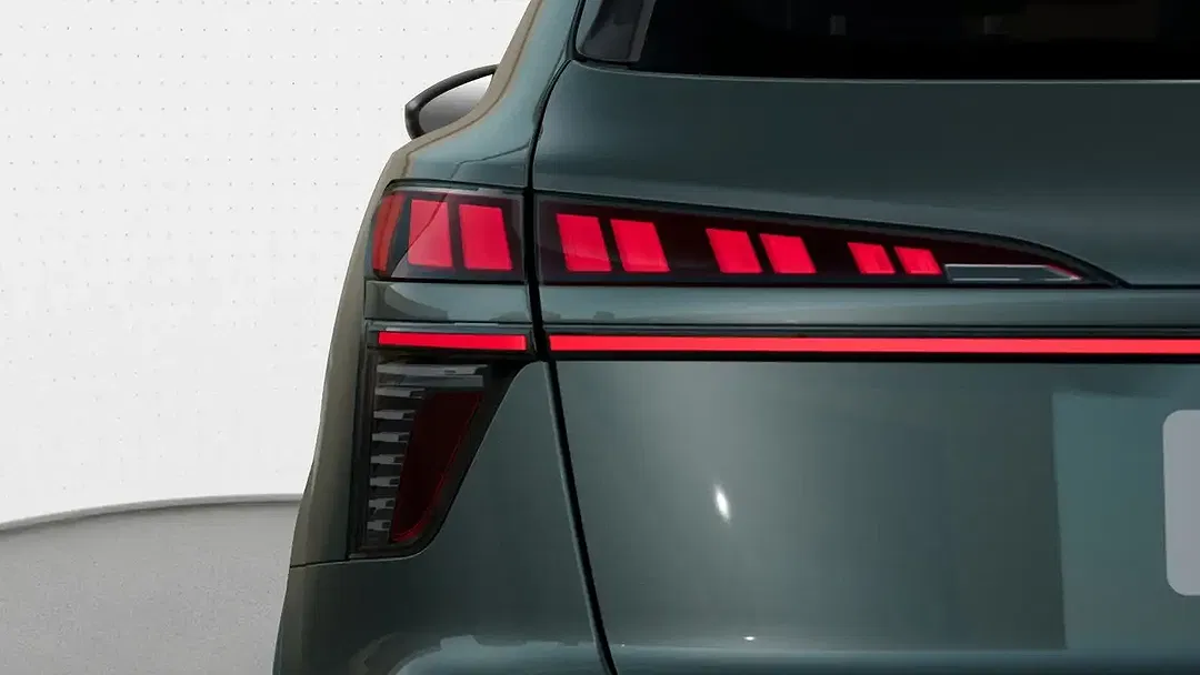 Audi Q3 - Thumbnail 9
