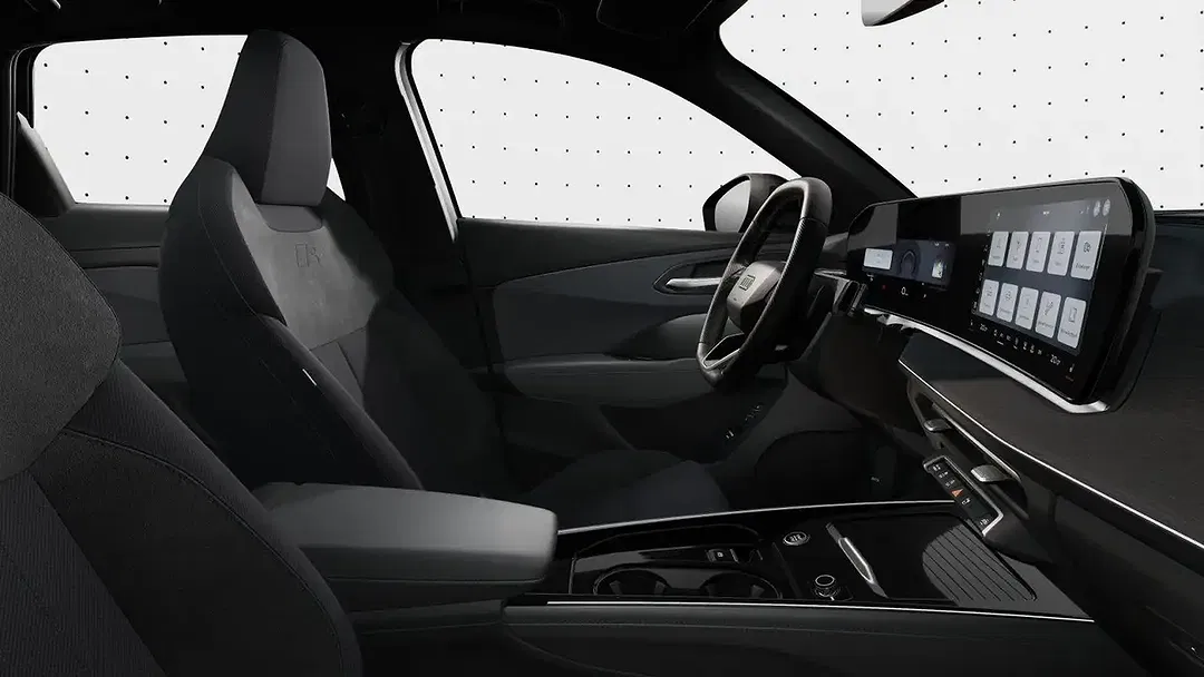 Audi Q3 - Thumbnail 3