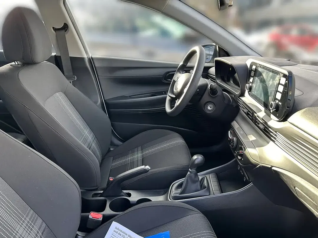 Hyundai i20 - Thumbnail 15