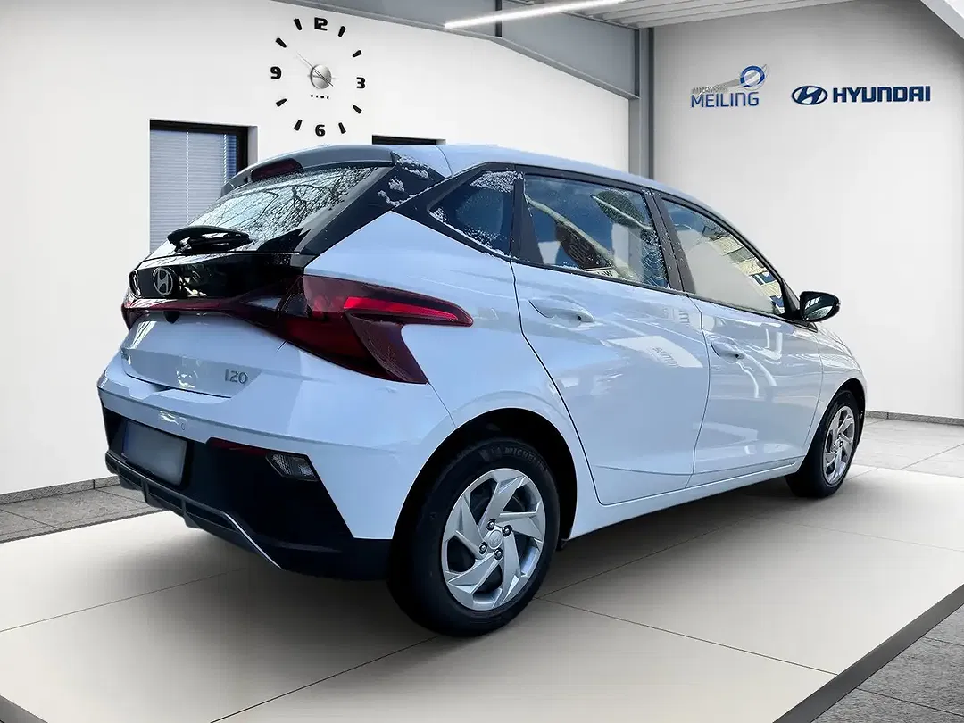 Hyundai i20 - Thumbnail 3
