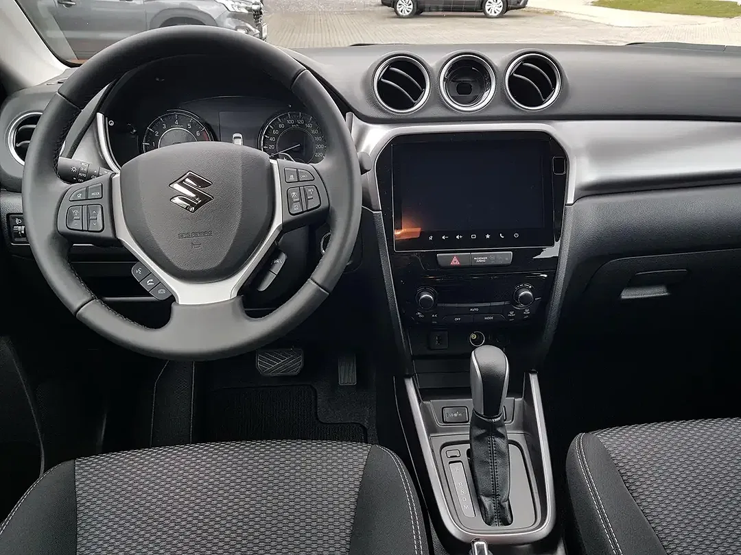 Suzuki Vitara - Thumbnail 10