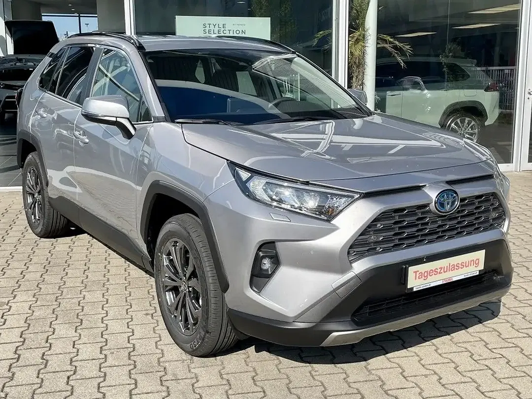 Toyota RAV 4 - Thumbnail 2