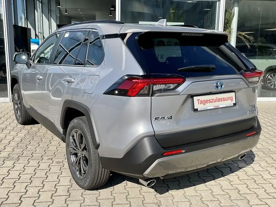 Toyota RAV 4 - Thumbnail 5