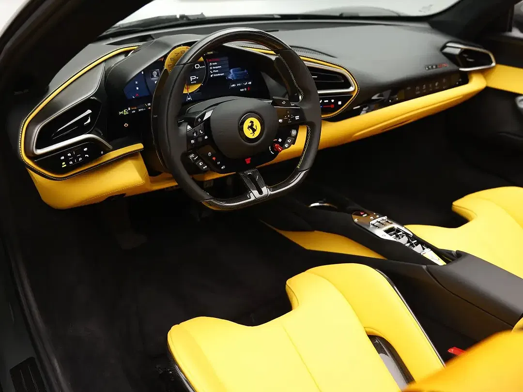 Ferrari 296 GTS - Thumbnail 10