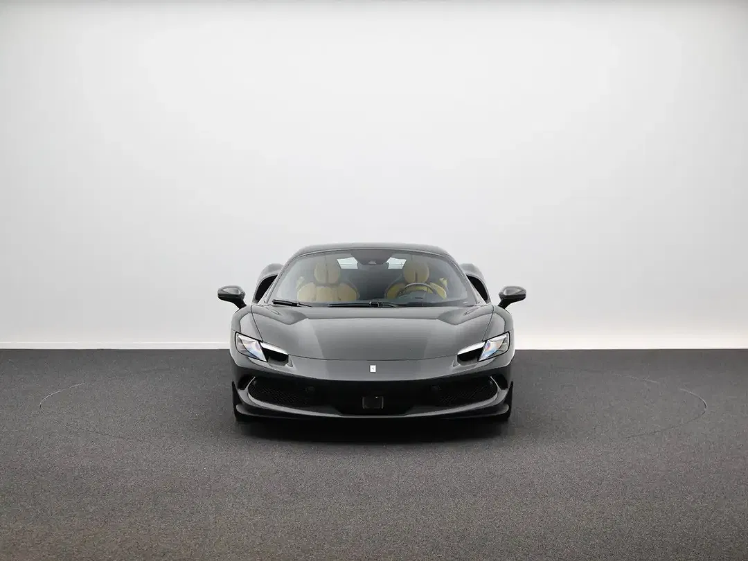 Ferrari 296 GTS - Thumbnail 3