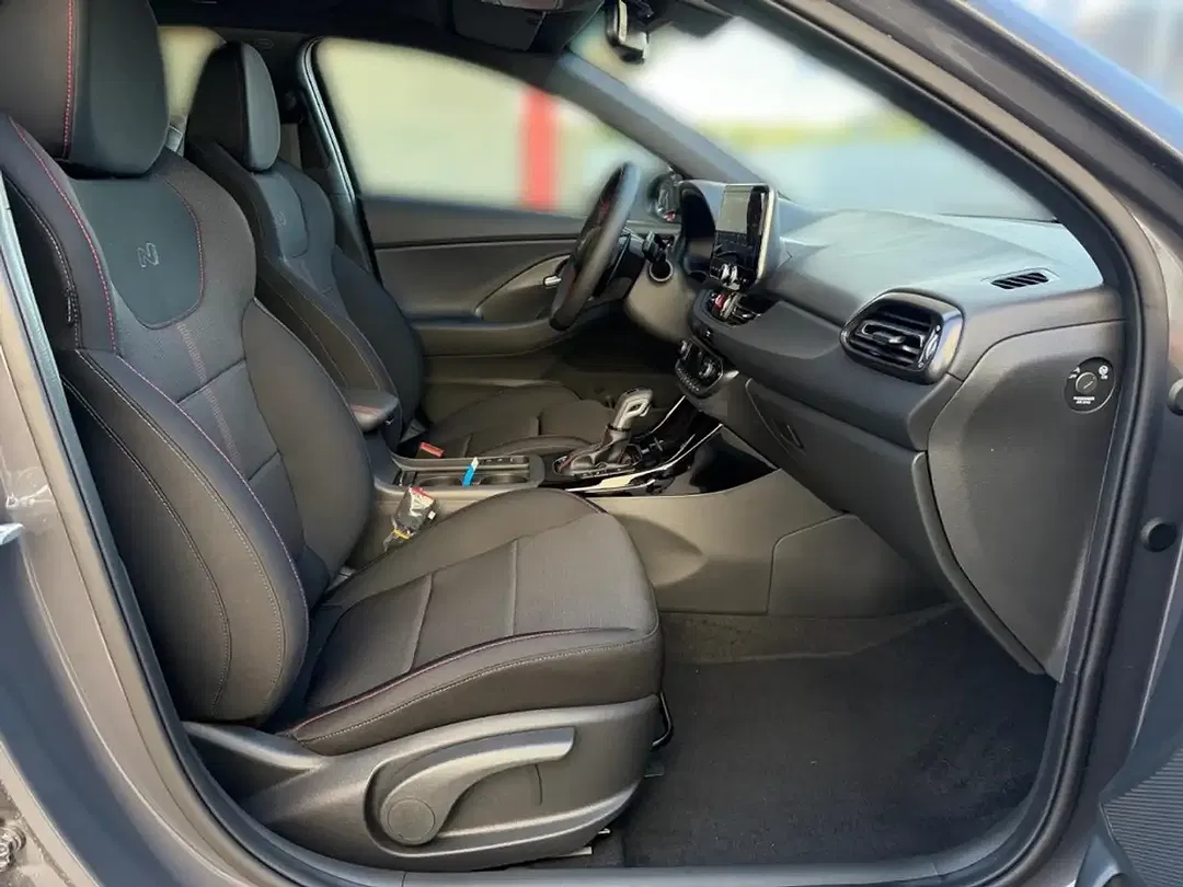 Hyundai i30 - Thumbnail 14