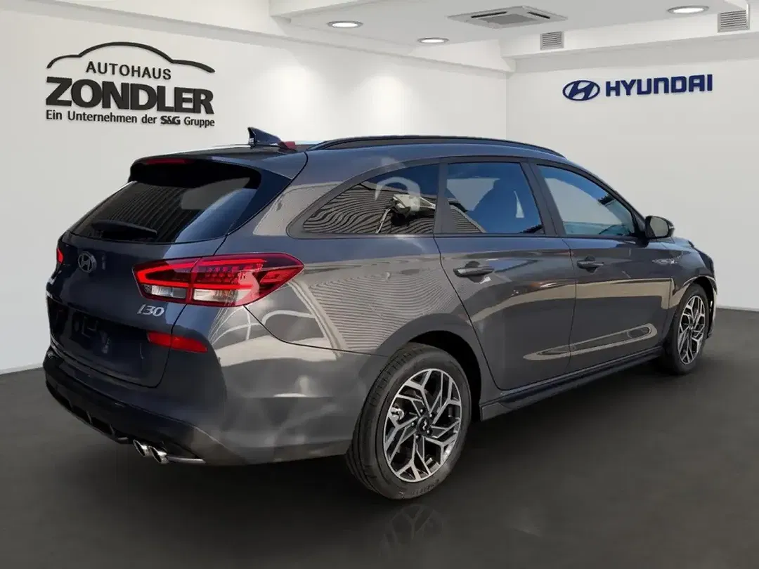 Hyundai i30 - Thumbnail 3