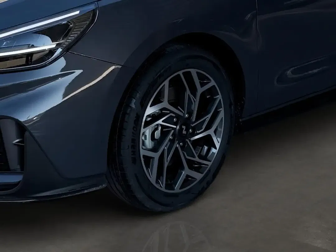 Hyundai i30 - Thumbnail 6