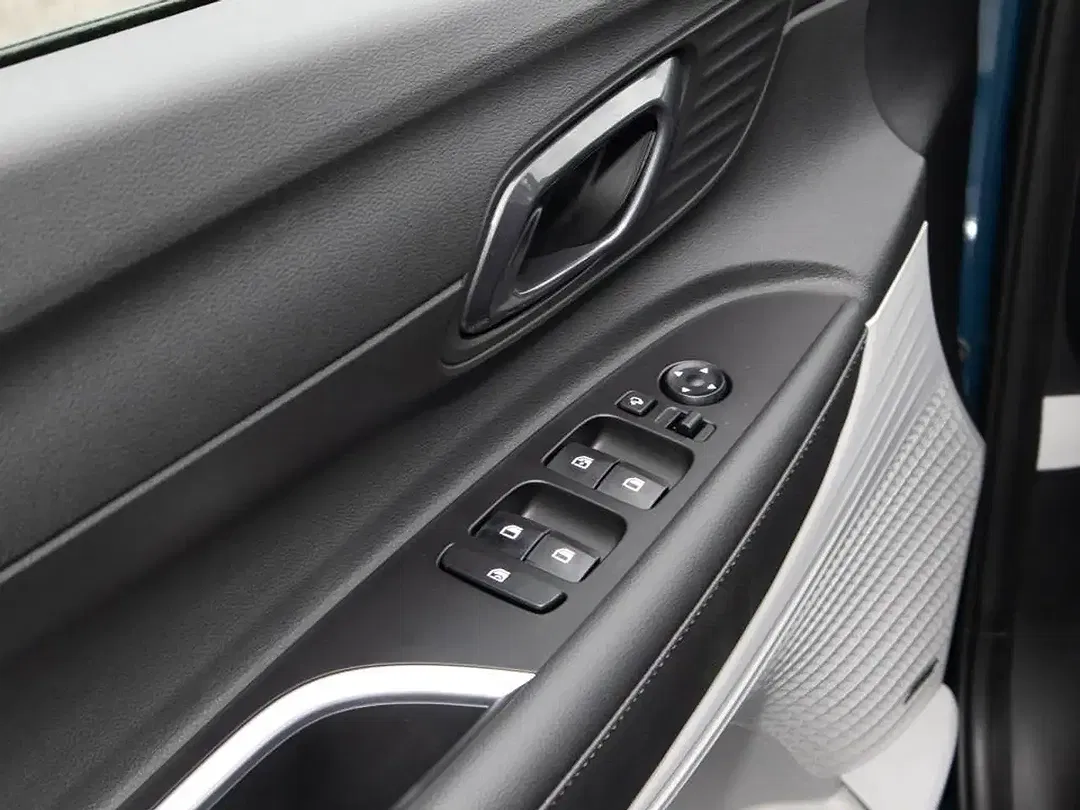 Hyundai i20 - Thumbnail 11