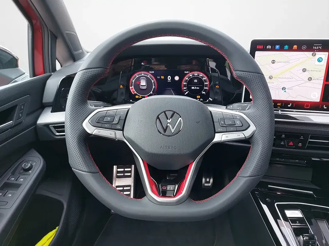 Volkswagen Golf GTI - Thumbnail 9