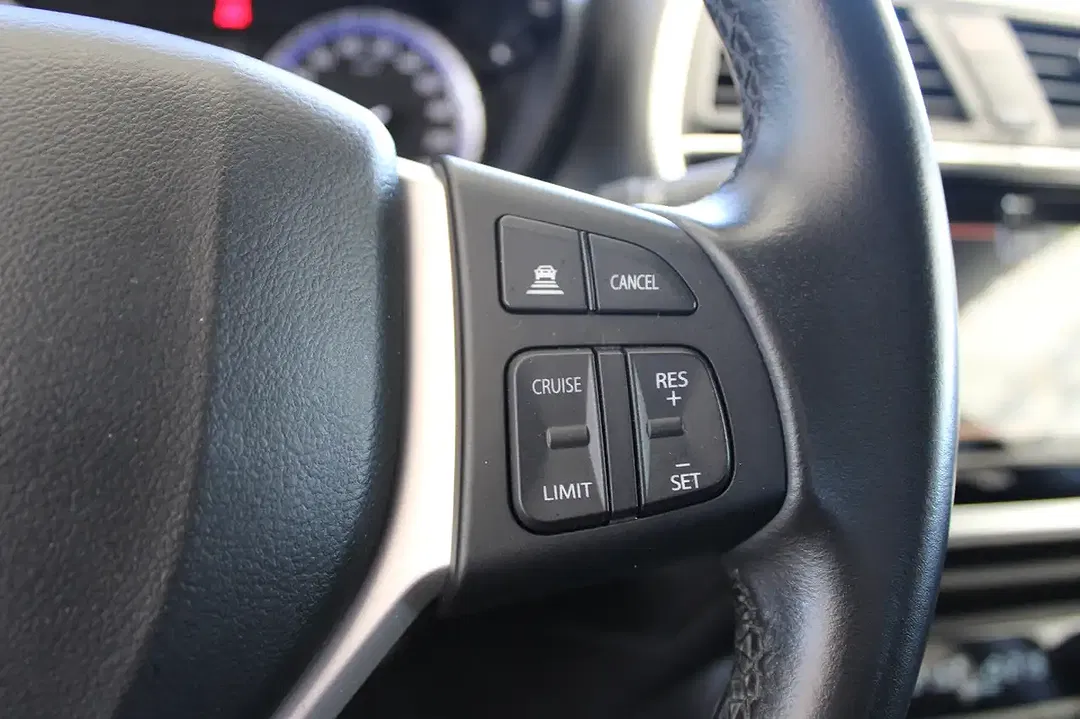 Suzuki S-Cross - Thumbnail 14