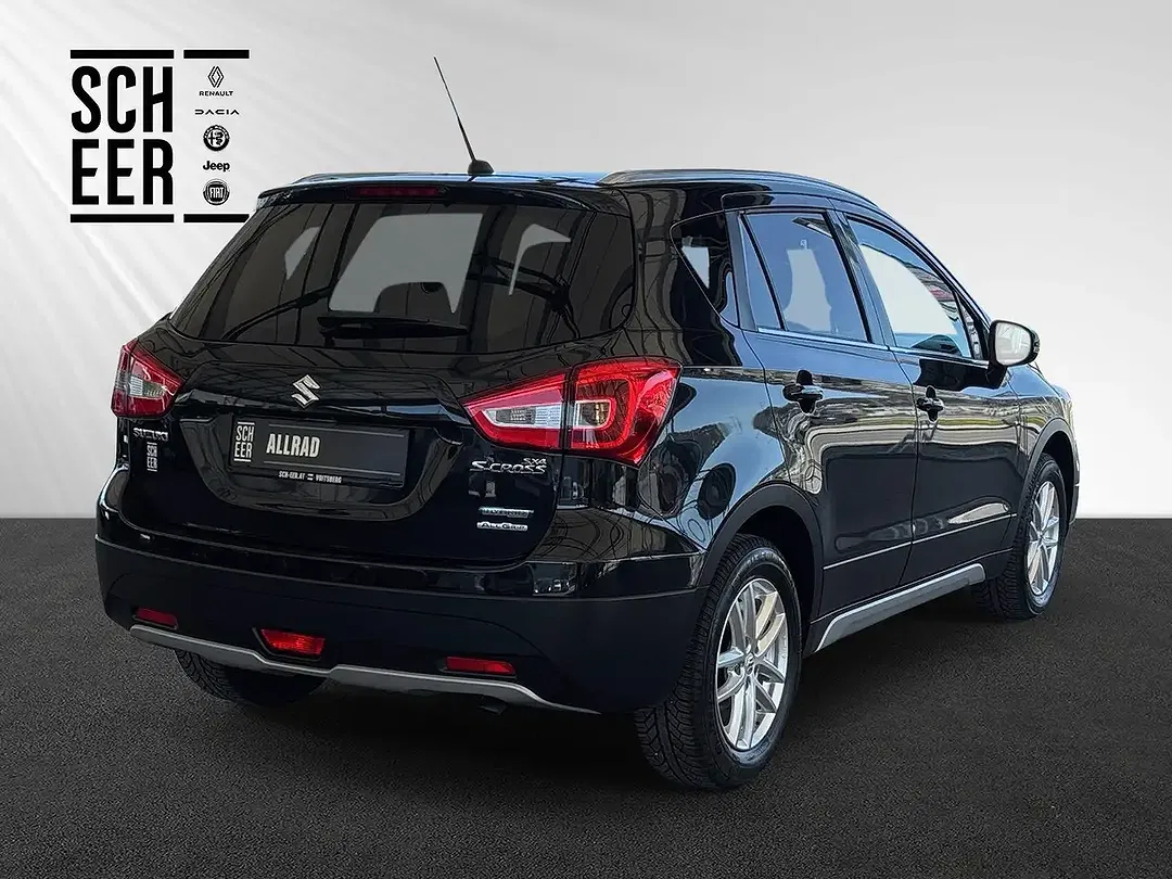Suzuki S-Cross - Thumbnail 2