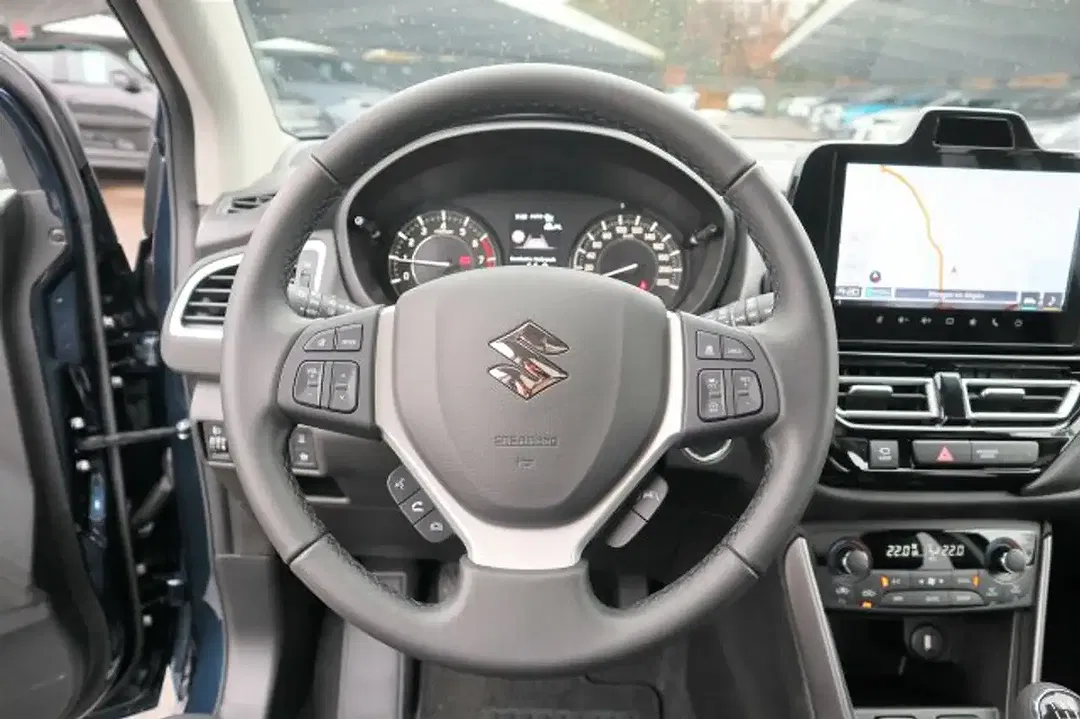 Suzuki SX4 S-Cross - Thumbnail 10