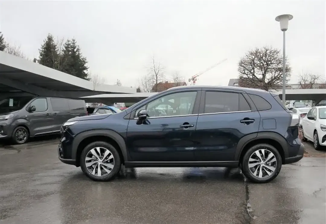 Suzuki SX4 S-Cross - Thumbnail 3