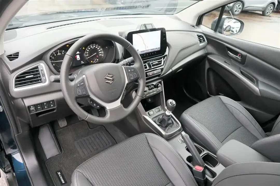 Suzuki SX4 S-Cross - Thumbnail 7