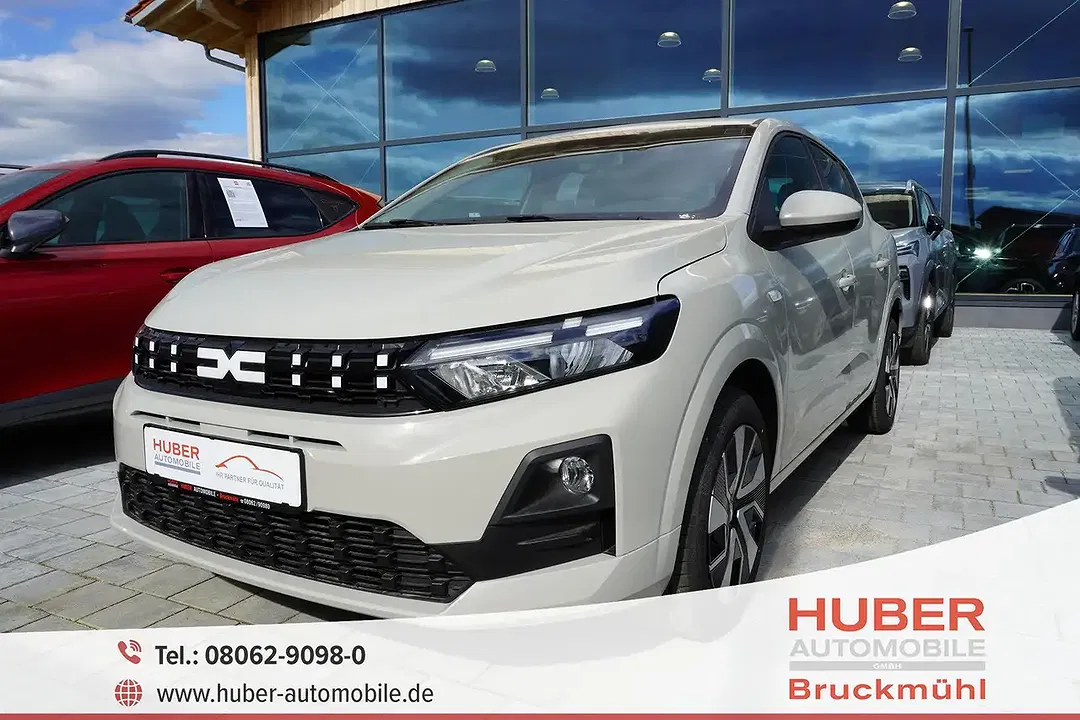 Dacia Sandero - Thumbnail 1