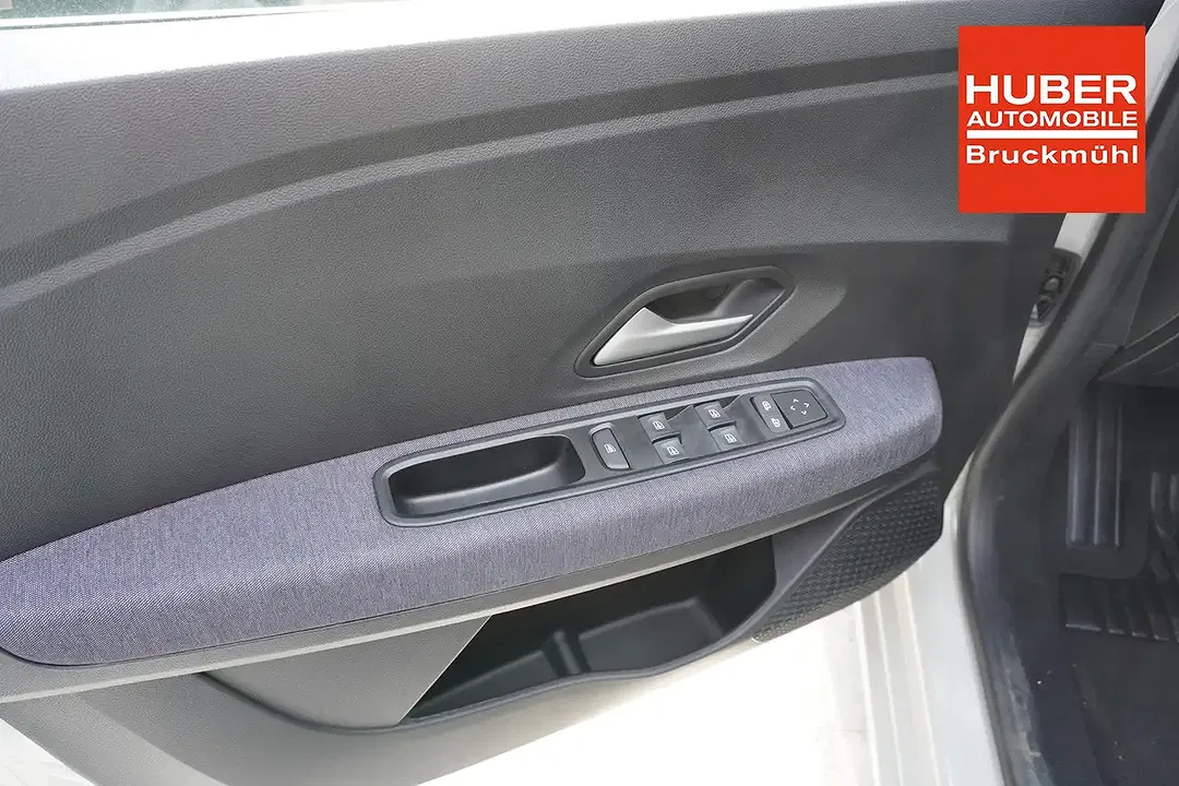 Dacia Sandero - Thumbnail 7