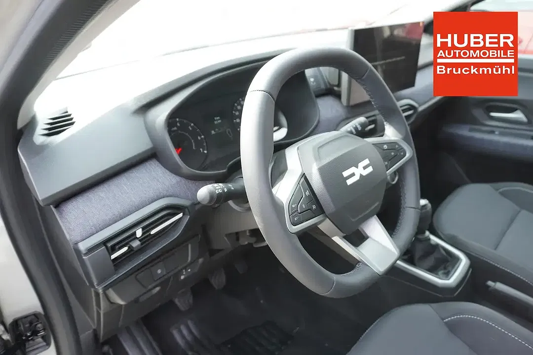 Dacia Sandero - Thumbnail 8