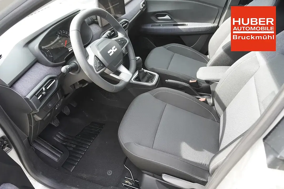 Dacia Sandero - Thumbnail 9