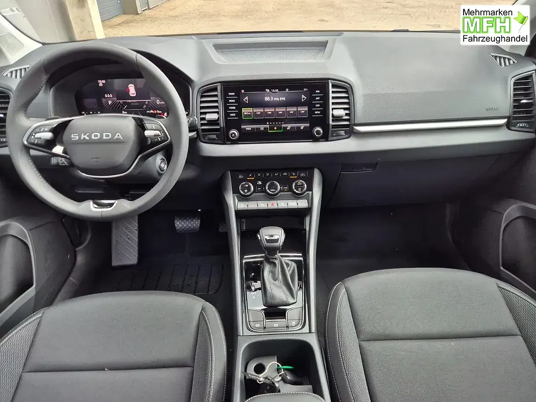 Skoda Karoq - Thumbnail 12