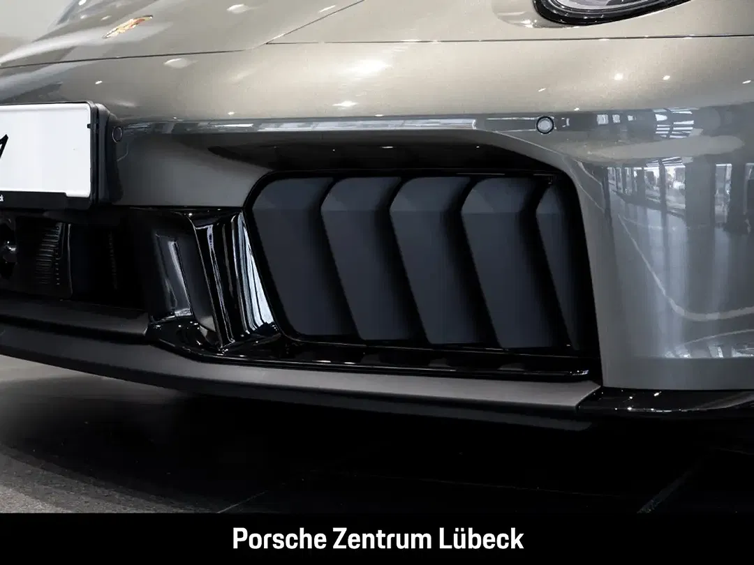 Porsche 992 - Thumbnail 10