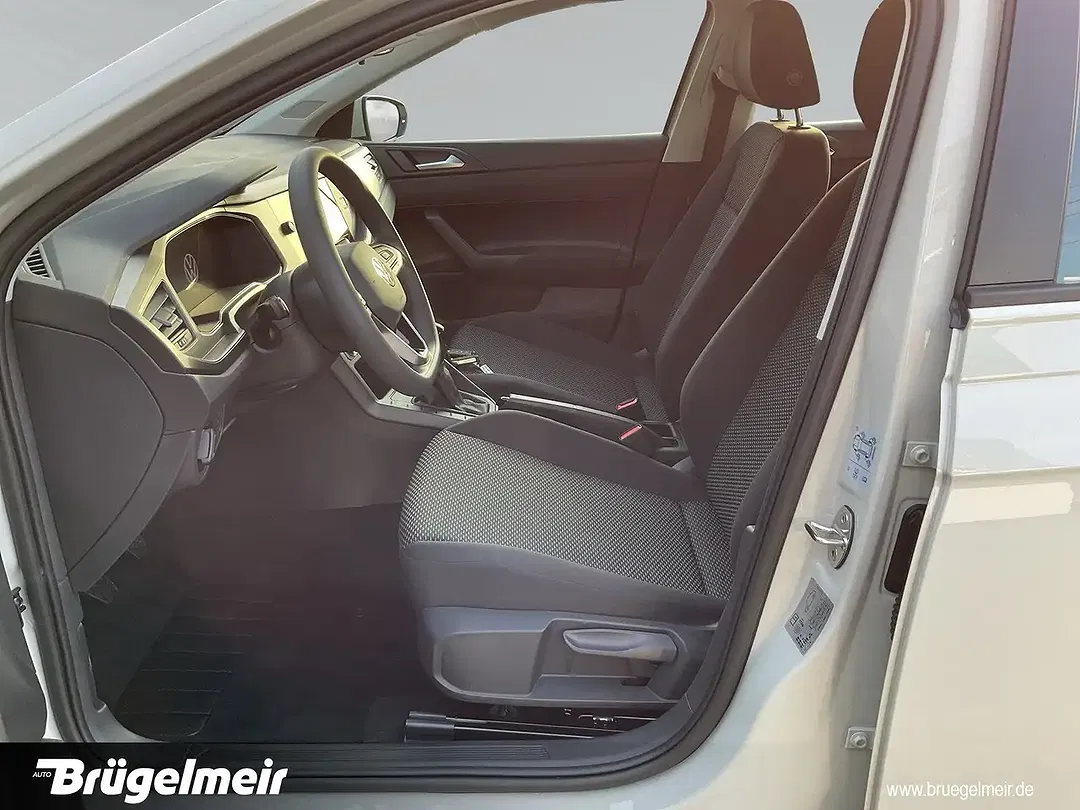 Volkswagen Polo - Thumbnail 11