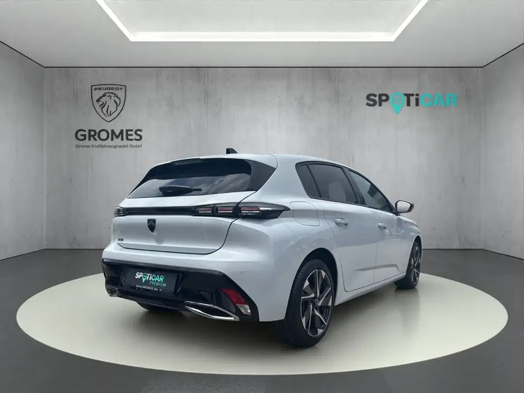 Peugeot 308 - Thumbnail 3