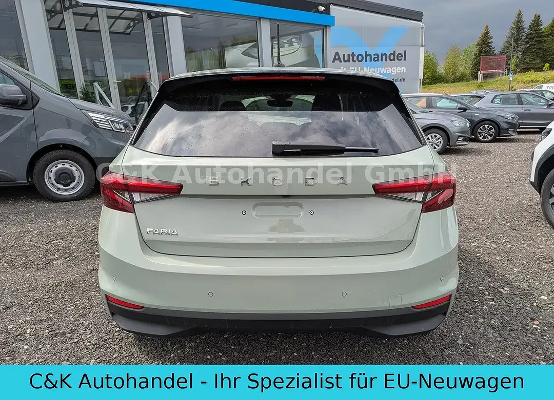 Skoda Fabia - Thumbnail 12