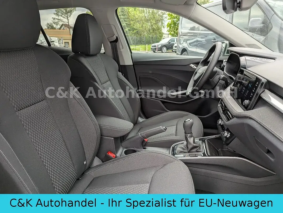 Skoda Fabia - Thumbnail 6