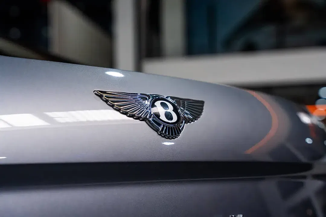 Bentley Flying Spur - Thumbnail 9