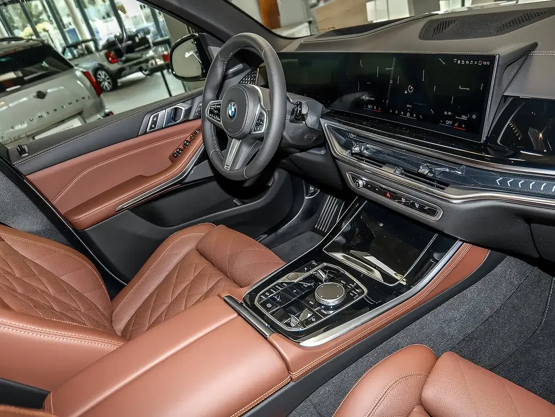 BMW X5 - Thumbnail 3