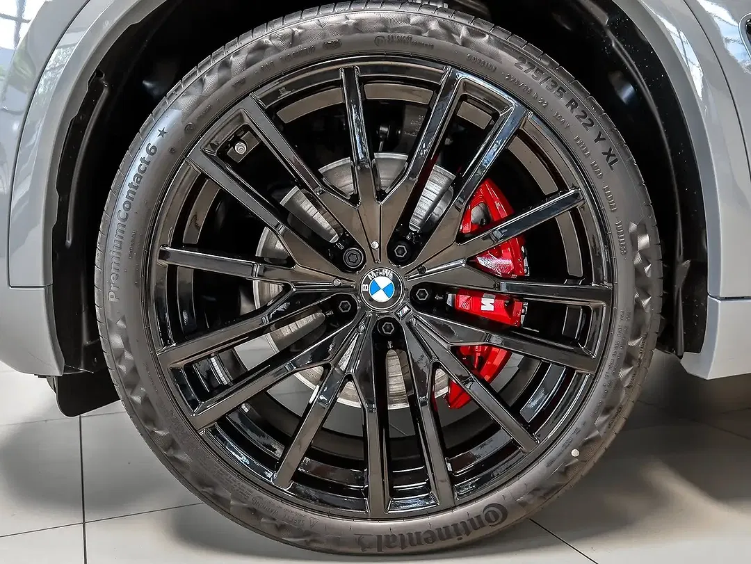 BMW X5 - Thumbnail 4