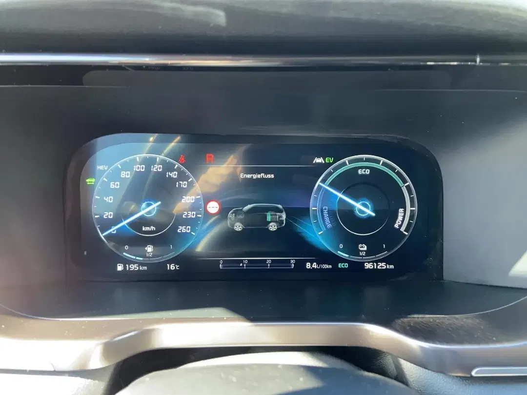 Kia Sorento - Thumbnail 13