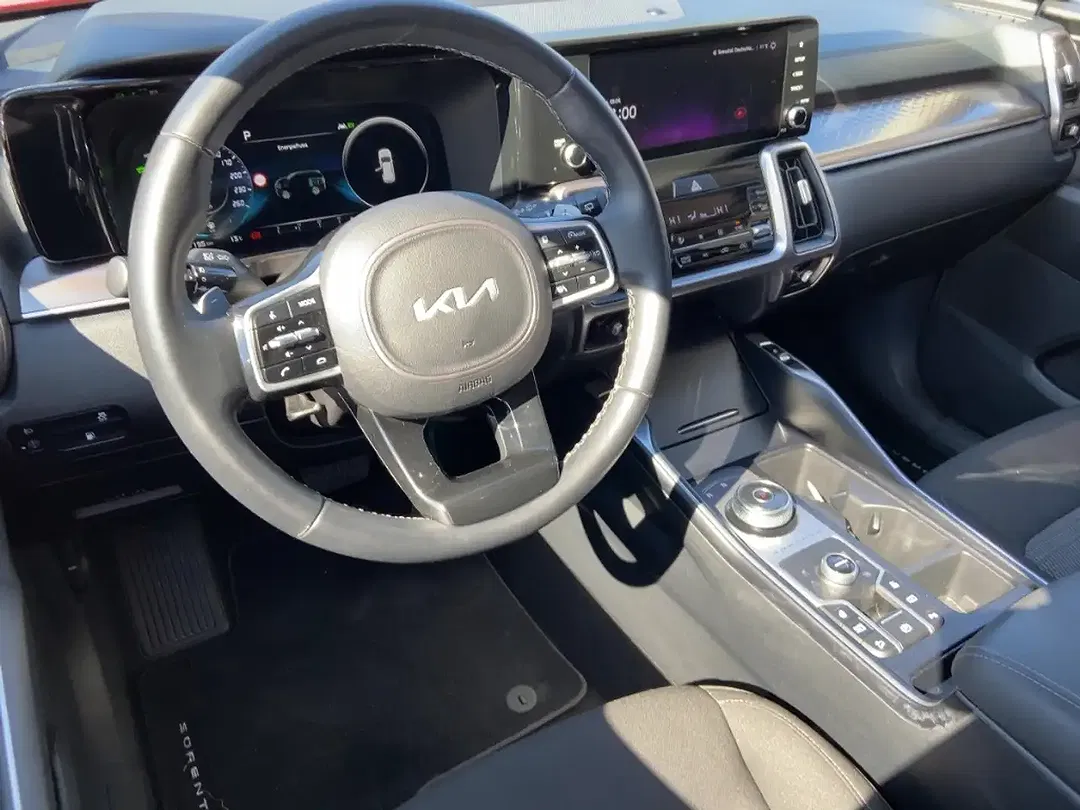 Kia Sorento - Thumbnail 8
