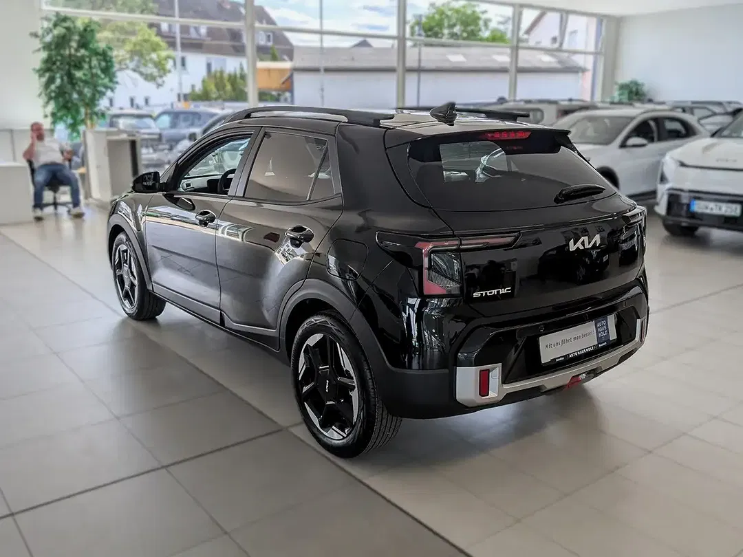 Kia Stonic - Thumbnail 2