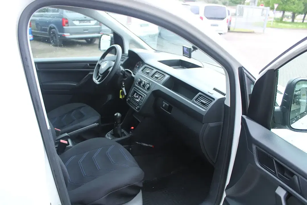 Volkswagen Caddy - Thumbnail 8