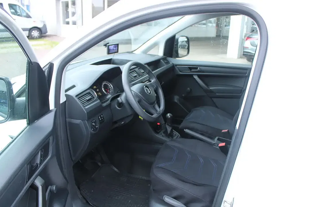 Volkswagen Caddy - Thumbnail 9